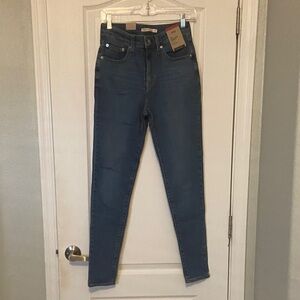 Women's Levi’s Blue Jeans